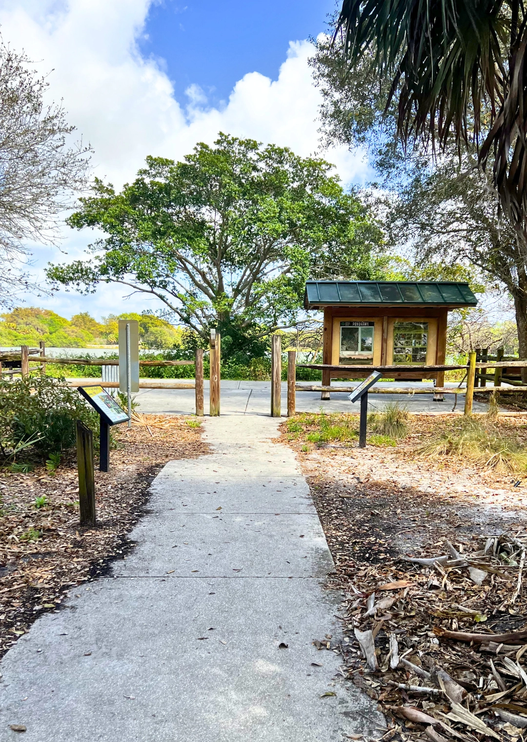 Pondhawk Natural Area Information kiosk