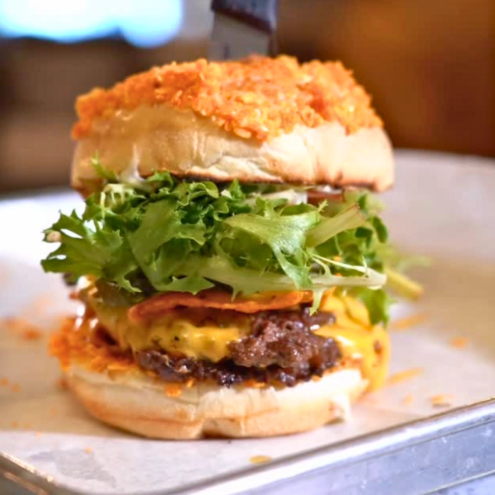 Giant burgers Tucker Dukes Lunchbox best burger near Butterfly World big sloppy