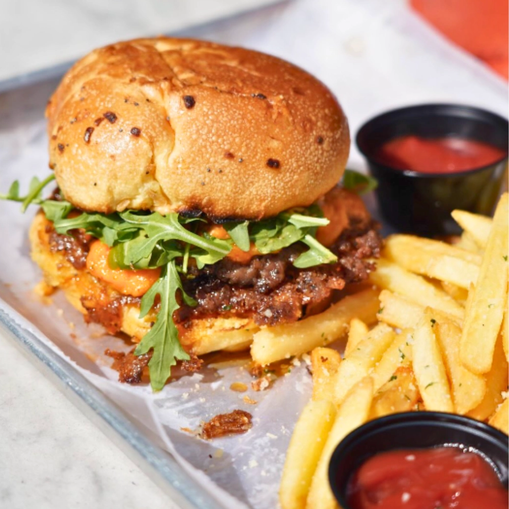 Sloppy burgers Tucker Dukes Lunchbox best burger near Butterfly World