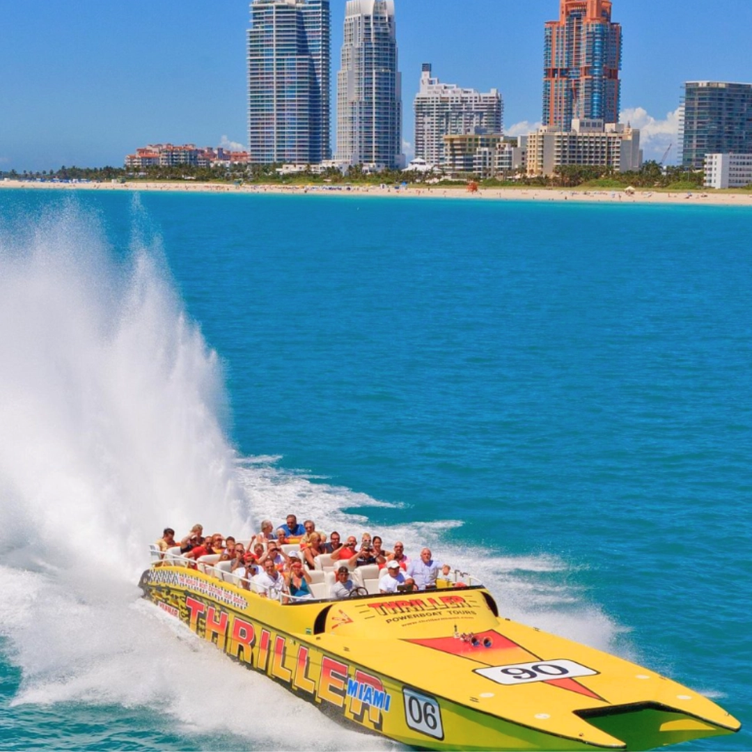 Speedboat sightseeing in Miami Florida