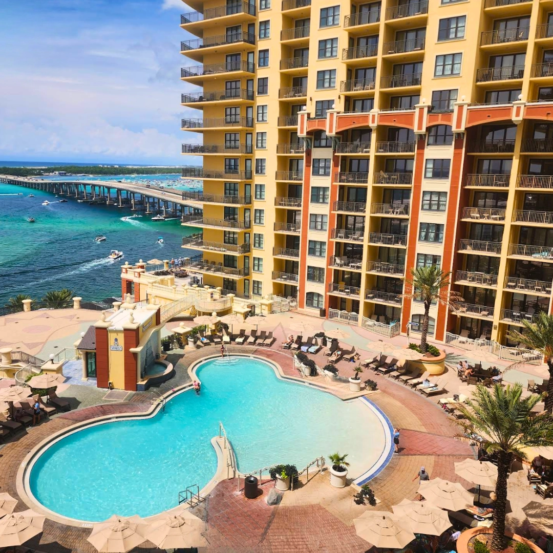Emerald Grande Where to stay in Destin Hotel