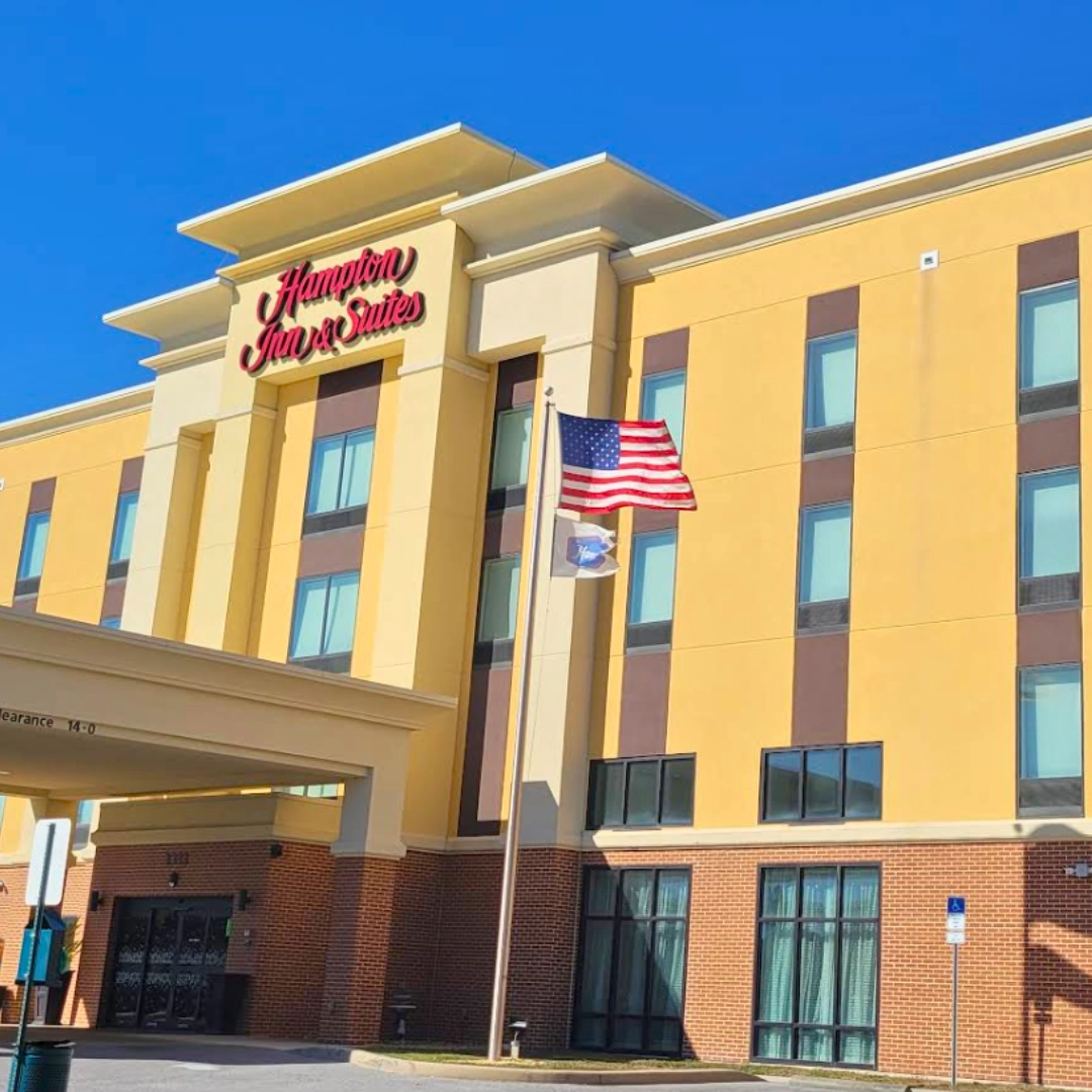 Where to Stay in Tampa Florida: Top Hotels in Downtown, Ybor City, Busch Gardens, Hyde Park, and Westshore 18 Hampton Inn & Suites Tampa Busch Gardens Area Where to stay in Tampa